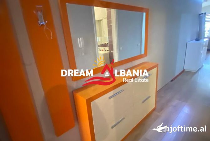 Shtepi me qera Apartament ne Tirane, 4+1, Mobilimi E mobiluar, Pagesa 1,400  Euro.