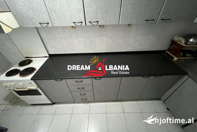 Shtepi me qera 3+1 ne Tirane - 60,000 Leke