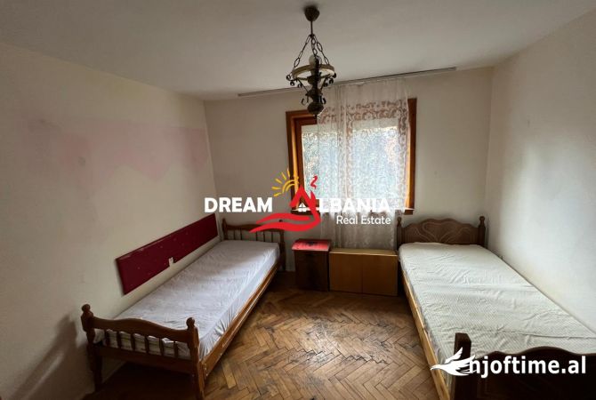 Shtepi me qera 3+1 ne Tirane - 60,000 Leke