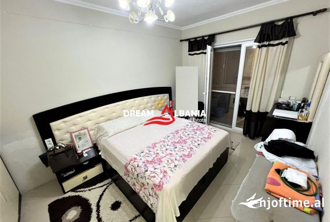 Shtepi me qera Apartament ne Tirane, 1+1, Mobilimi E mobiluar, Pagesa 35,000  Leke.