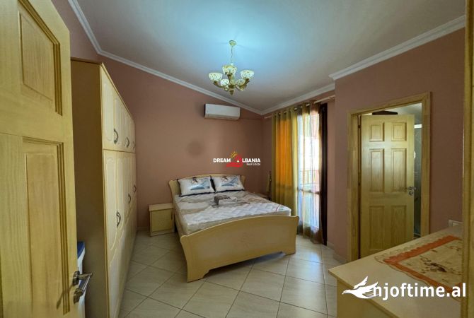 Shtepi me qera Apartament ne Tirane, 2+1, Mobilimi E mobiluar, Pagesa 800  Euro.