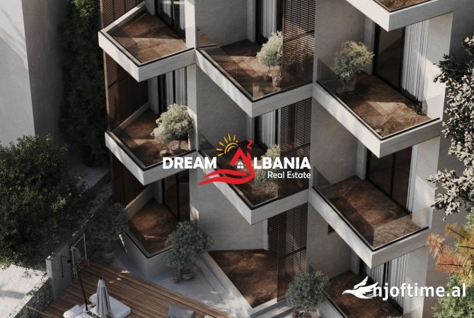 Ambient biznesi ne shitje 5+1 ne Sarande - 1,800,000 Euro