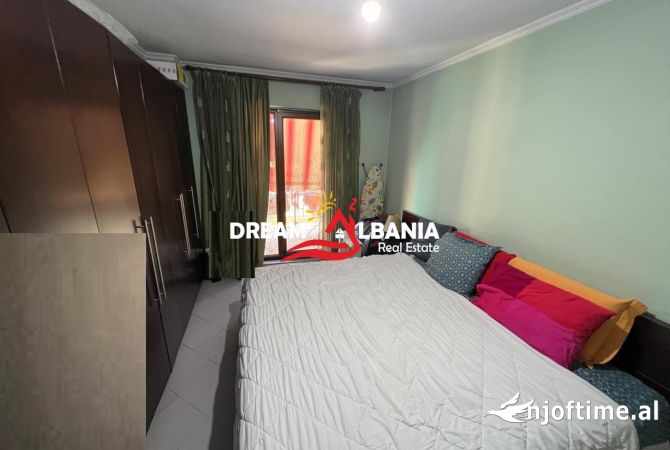 Shtepi me qera 2+1 ne Tirane - 650 Euro