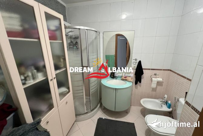 Shtepi me qera 2+1 ne Tirane - 650 Euro