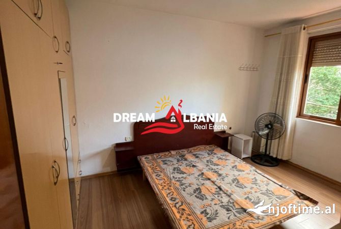 Shtepi ne shitje Apartament ne Tirane, 1+1, Mobilimi E mobiluar, Pagesa 128,000  Euro.