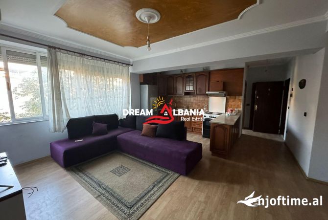 Shtepi me qera 3+1 ne Tirane - 600 Euro