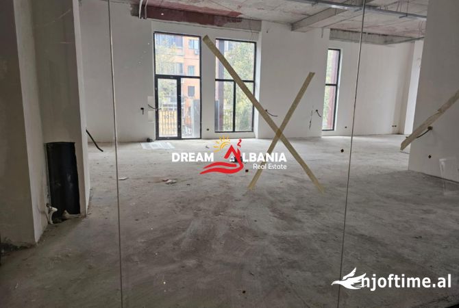 Ambient biznesi me qera 1+1 ne Tirane - 10,800 Euro