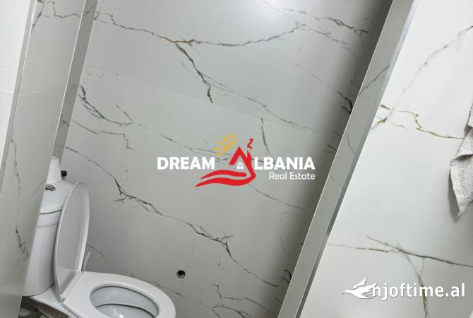 Shtepi ne shitje Apartament ne Tirane, 3+1, Mobilimi E mobiluar, Pagesa 120,000  Euro.