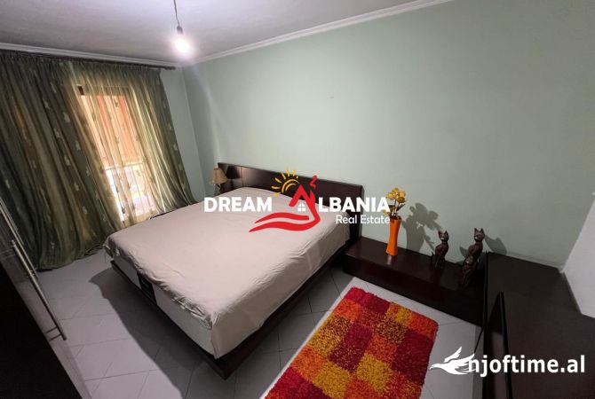 Shtepi me qera Apartament ne Tirane, 2+1, Mobilimi E mobiluar, Pagesa 650  Euro.