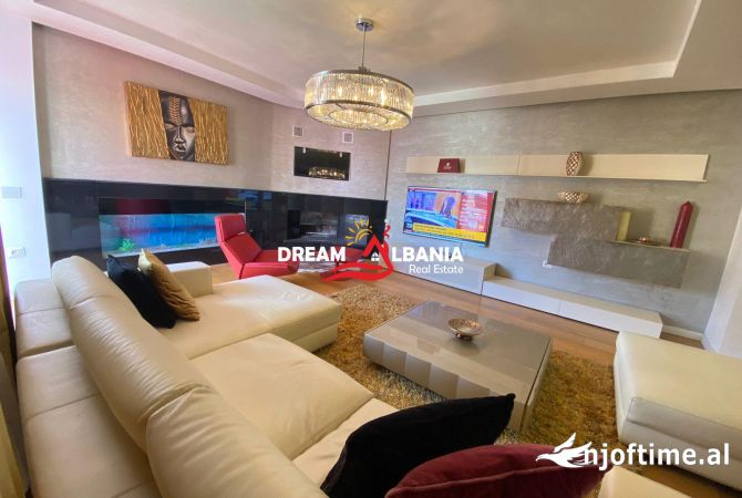 Shtepi me qera 3+1 ne Tirane - 2,000 Euro