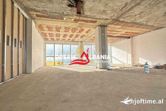 Business Property for Rent 1+1 in Tirana - 2,500 Euro