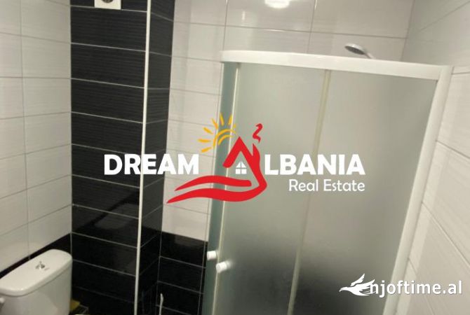 Shtepi me qera Apartament ne Tirane, 2+1, Mobilimi E mobiluar, Pagesa 500  Euro.