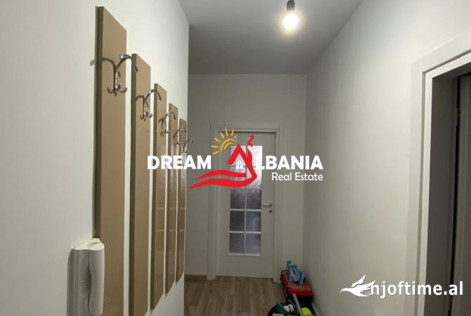 Shtepi me qera Apartament ne Tirane, 2+1, Mobilimi E mobiluar, Pagesa 500  Euro.