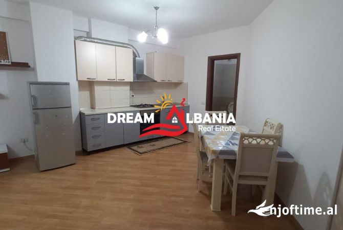 Shtepi ne shitje Apartament ne Tirane, 1+1, Mobilimi E mobiluar, Pagesa 96,000  Euro.