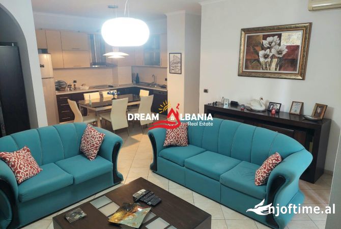 Shtepi me qera 2+1 ne Tirane - 700 Euro