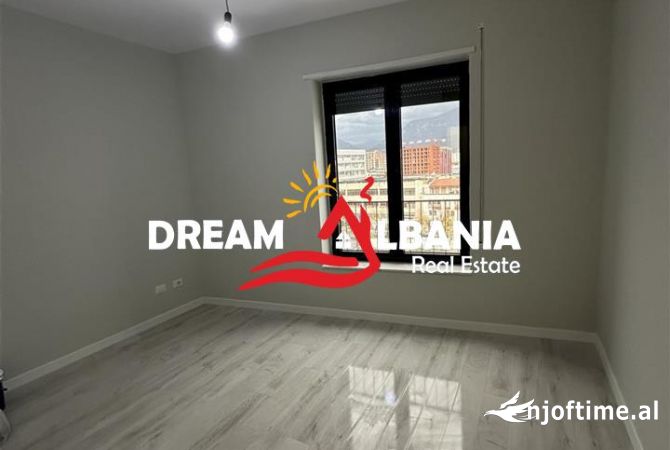 Shtepi ne shitje Apartament ne Tirane, 2+1, Mobilimi E mobiluar, Pagesa 225,000  Euro.