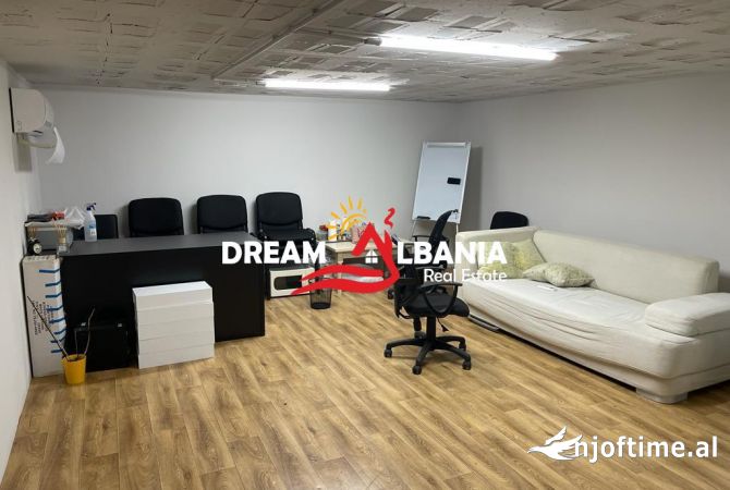 Ambjent per zyra me qera tek Bulevardi i Ri, rruga Jordan Misja (ID 42611207)