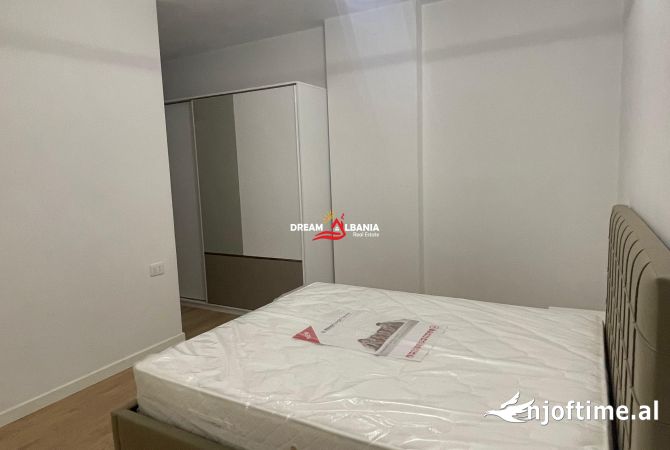 Shtepi me qera Apartament ne Tirane, 2+1, Mobilimi E mobiluar, Pagesa 800  Euro.