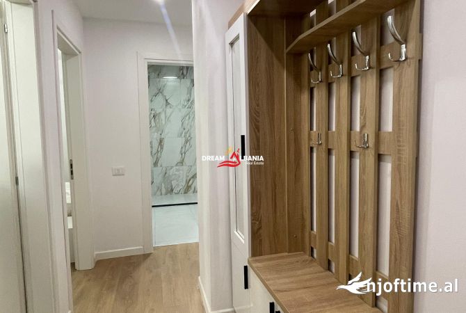 Shtepi me qera 2+1 ne Tirane - 800 Euro