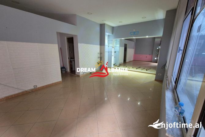 Ambient biznesi ne shitje 1+1 ne Tirane - 83,000 Euro