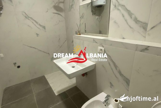 Zyre me qera tek Rruga e Kosovareve, prane Hotel Dinasty ne Tirane (ID 42611208)