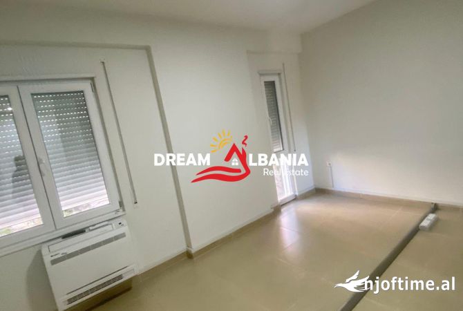 Zyre me qera tek Rruga e Kosovareve, prane Hotel Dinasty ne Tirane (ID 42611208)