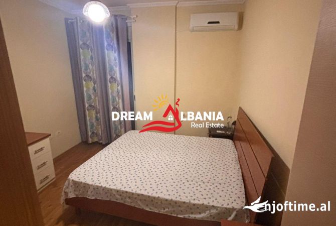 Shtepi me qera 3+1 ne Tirane - 430 Euro