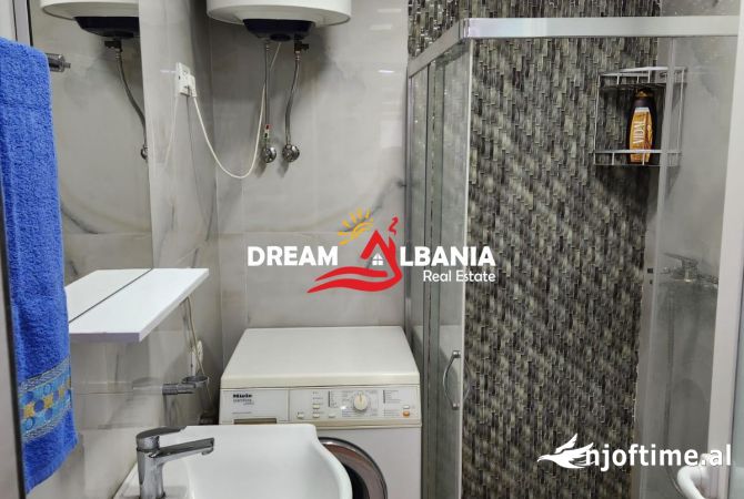 Shtepi me qera Apartament ne Tirane, 2+1, Mobilimi E mobiluar, Pagesa 550  Euro.