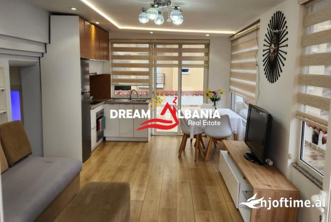 Shtepi me qera 2+1 ne Tirane - 550 Euro