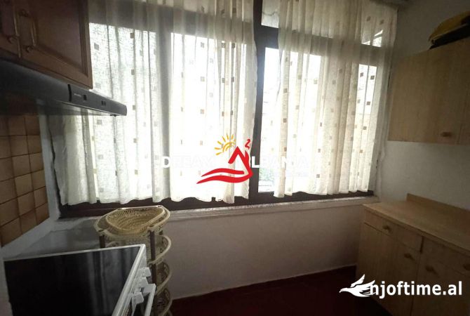 Shtepi me qera Apartament ne Tirane, 2+1, Mobilimi E mobiluar, Pagesa 450  Euro.