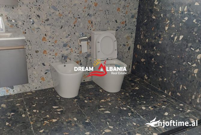 Shtepi me qera Apartament ne Tirane, 2+1, Mobilimi Pjeserisht e mobiluar, Pagesa 270  Euro.