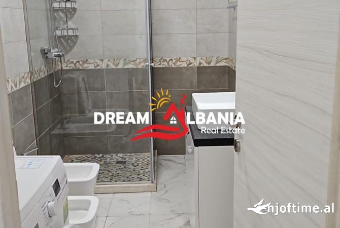 Shtepi me qera Apartament ne Tirane, 2+1, Mobilimi E mobiluar, Pagesa 600  Euro.