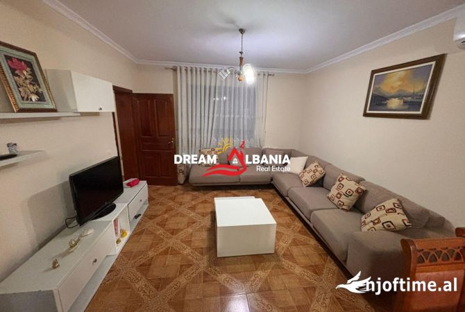 Shtepi me qera 2+1 ne Tirane - 450 Euro