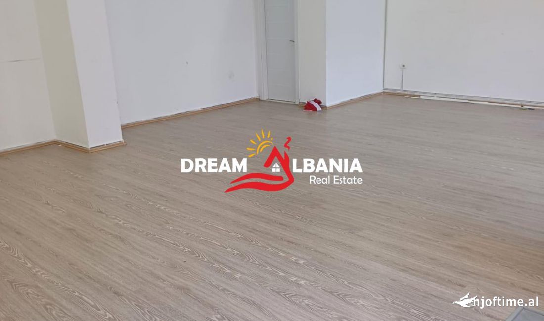 Ambjent biznesi me qera ne kompleksin Golden Park 3 (ID 42711045)