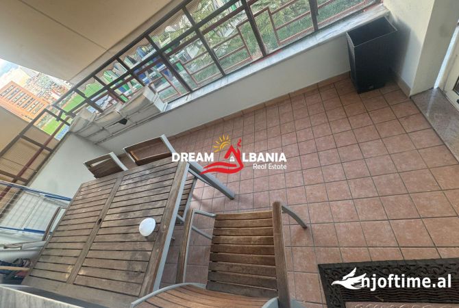 Shtepi me qera 3+1 ne Tirane - 1,500 Euro