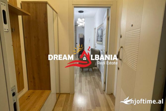 Shtepi me qera Apartament ne Tirane, 2+1, Mobilimi E mobiluar, Pagesa 800  Euro.