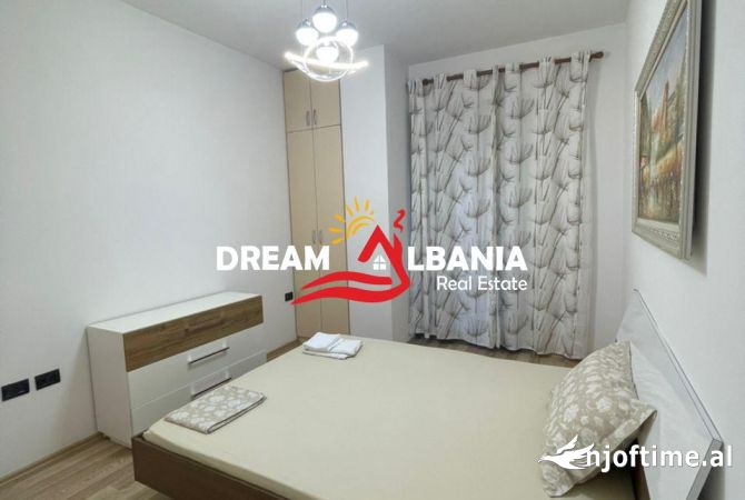 Shtepi me qera Apartament ne Tirane, 2+1, Mobilimi E mobiluar, Pagesa 800  Euro.
