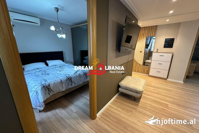 Shtepi ne shitje Apartament ne Tirane, 2+1, Mobilimi E mobiluar, Pagesa 235,000  Euro.