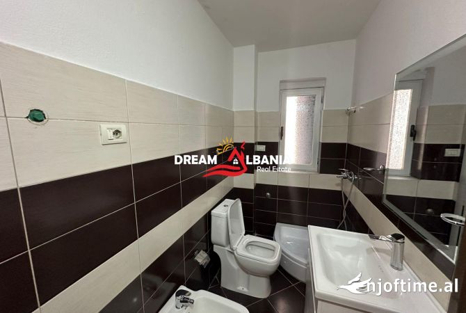 Shtepi ne shitje Apartament ne Tirane, 1+1, Mobilimi Bosh, pa mobiluar, Pagesa 83,000  Euro.