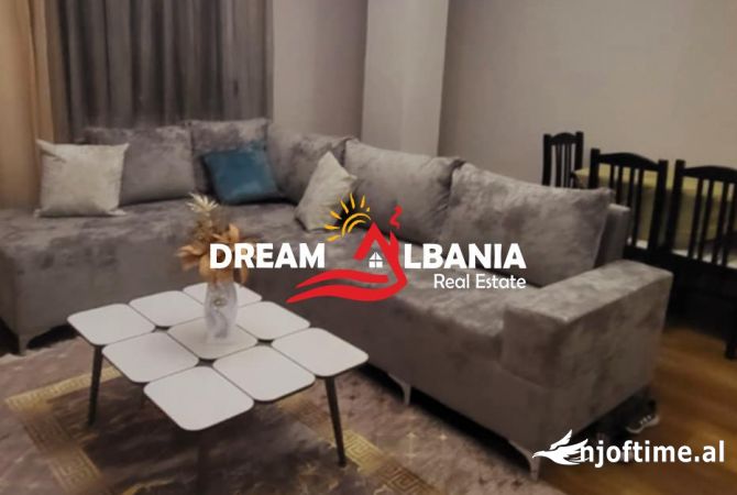 Shtepi me qera Apartament ne Tirane, 2+1, Mobilimi E mobiluar, Pagesa 700  Euro.
