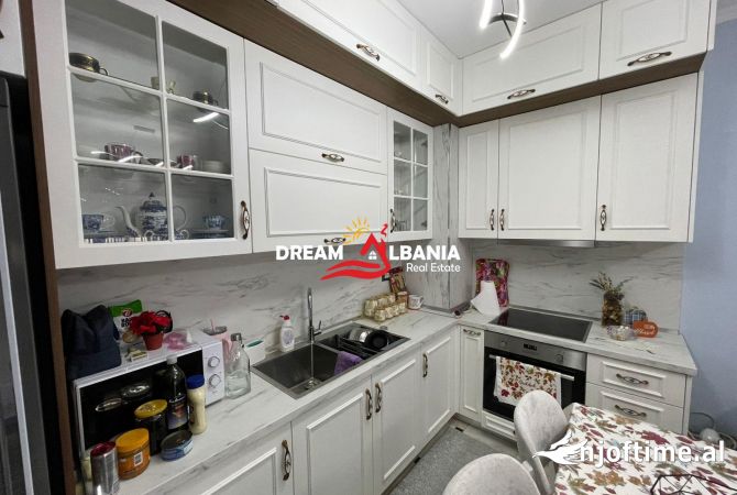 Shtepi me qera Apartament ne Tirane, 1+1, Mobilimi E mobiluar, Pagesa 550  Euro.