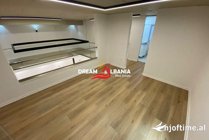 Jepet duplex me qera per zyra tek kompleksi Erli, Ne Porcelan, Tirane (ID 4231418)