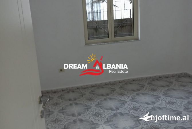 Shtepi me qera 2+1 ne Tirane - 400 Euro