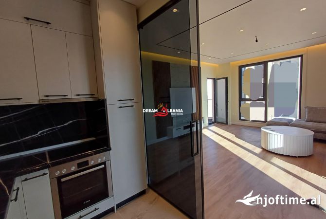 Shtepi me qera 3+1 ne Tirane - 1,000 Euro