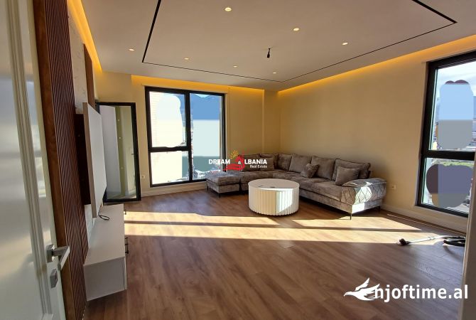 Shtepi me qera 3+1 ne Tirane - 1,000 Euro