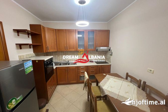 Casa in affitto 3+1 a Tirana - 1,000 Euro