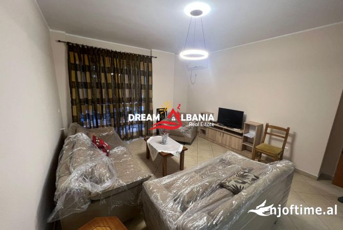 Shtepi me qera 3+1 ne Tirane - 1,000 Euro