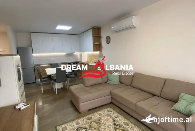Shtepi ne shitje 3+1 ne Tirane - 220,000 Euro