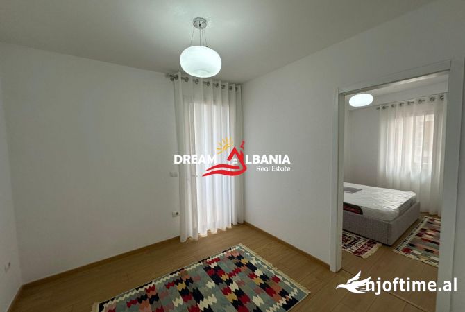 Shtepi me qera Apartament ne Tirane, 2+1, Mobilimi E mobiluar, Pagesa 600  Euro.
