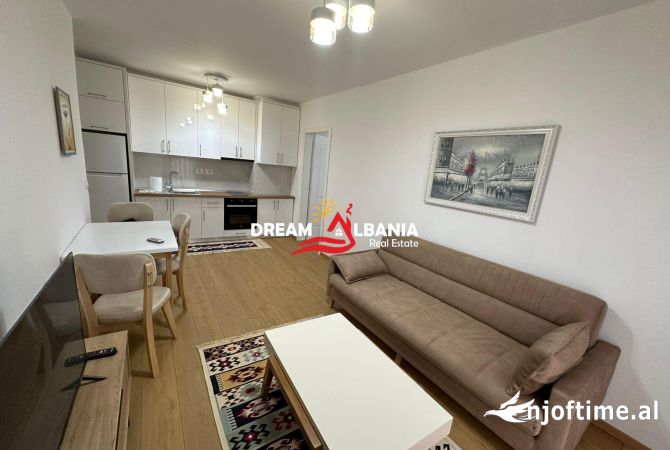 Shtepi me qera Apartament ne Tirane, 2+1, Mobilimi E mobiluar, Pagesa 600  Euro.